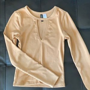 Long sleeve top